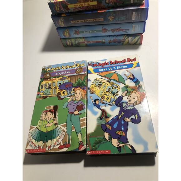 Scholastic's The Magic School Bus VHS Lot of 6 Goes To Seed Ball Storm Home - Picture 3 of 5